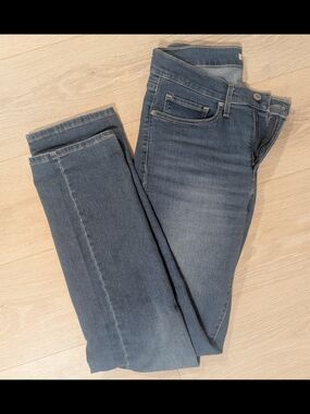 Levi's 314 Light Wash Straight-Leg Jeans